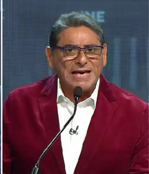 José Luis Gil tweet media