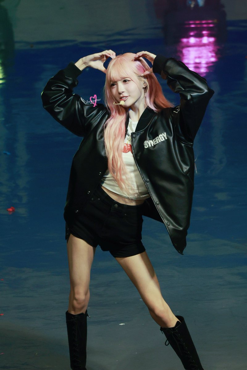 1921dotcom tweet media