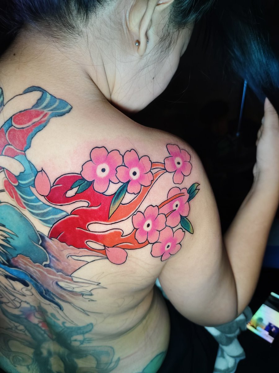 ช่างสักซอยลึก tweet media