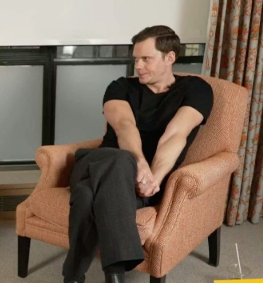 Natalia Wik is in her ✨querying✨ era tweet media