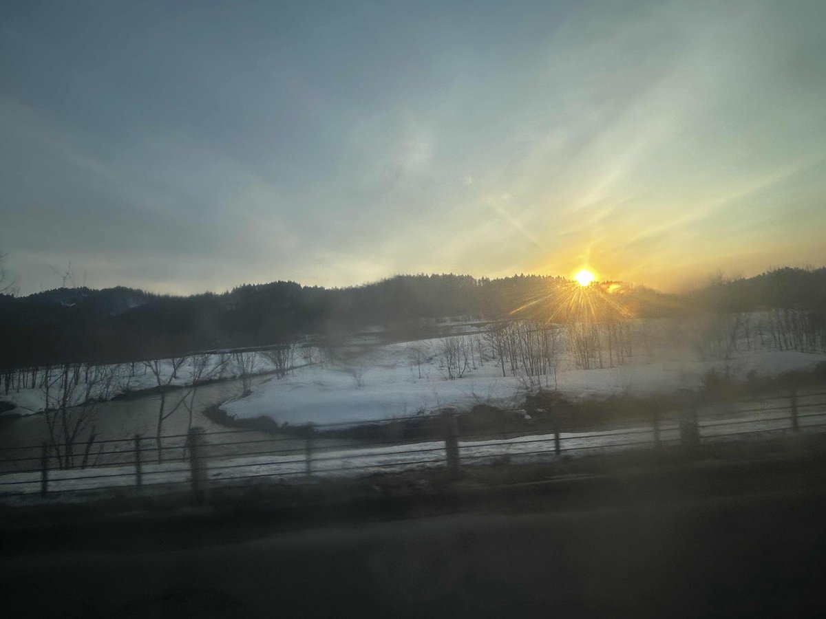 ８２EXPRESS （いそがっし） tweet media