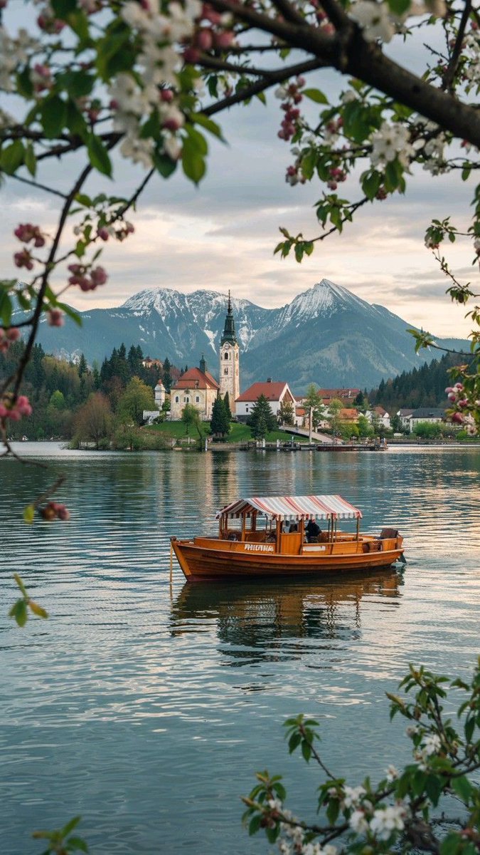 echoesofworld's tweet photo. Slovenia https://t.co/3OC6Qz8p7l