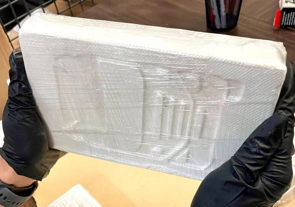 TulsaScanner's tweet photo. An Oklahoma Bureau of Narcotics and Dangerous Drugs Recent and Ongoing Investigation → Search Warrant → OKC → Seizure of ~ Six Kilos of Fentanyl.  One person is in custody and additional arrests are possible.
https://t.co/h28wEKiOy6 https://t.co/j39qy0NOR0