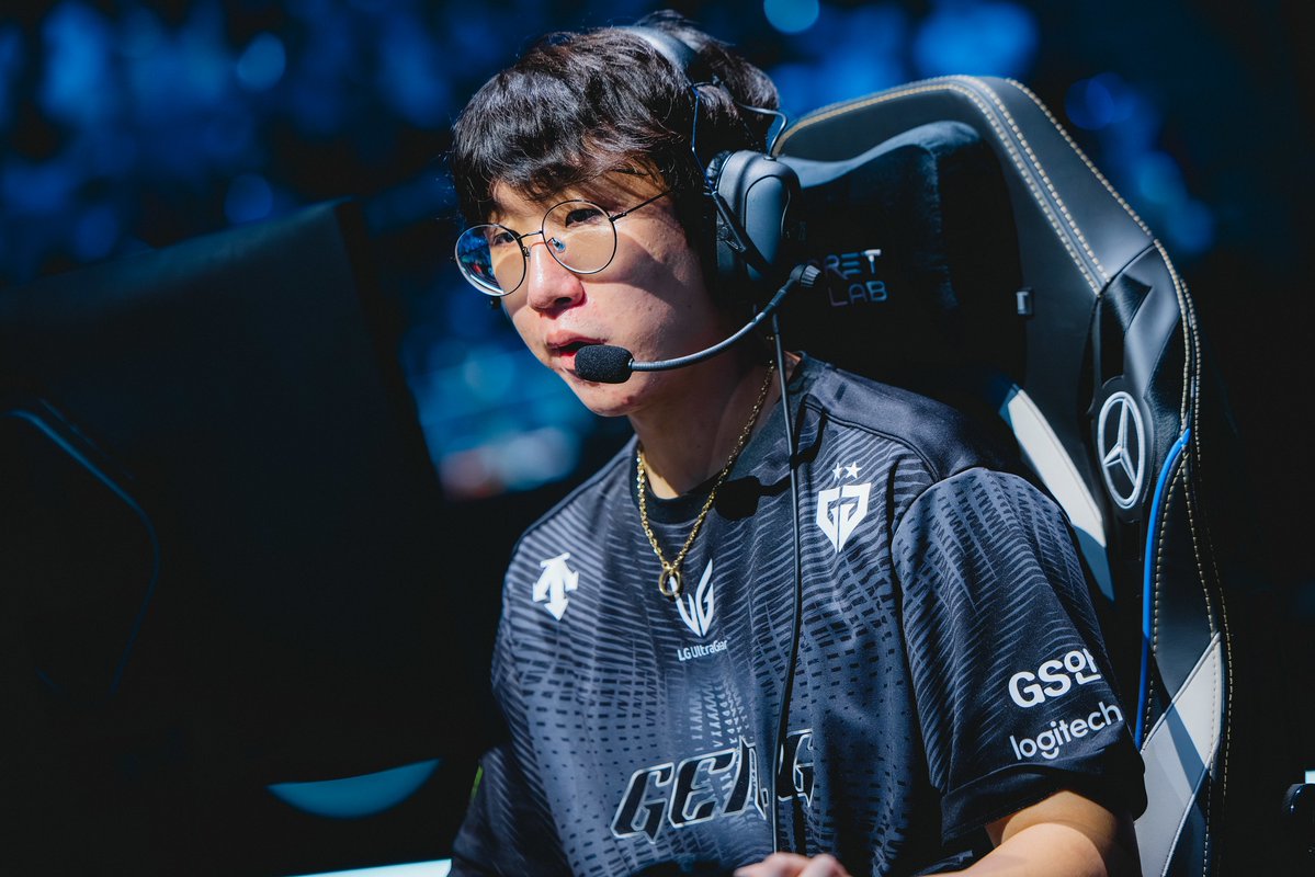 Abyss (follow for bangers) tweet media