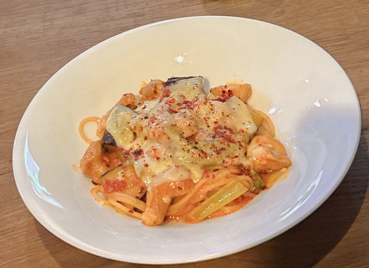 とみみつしょう tweet media