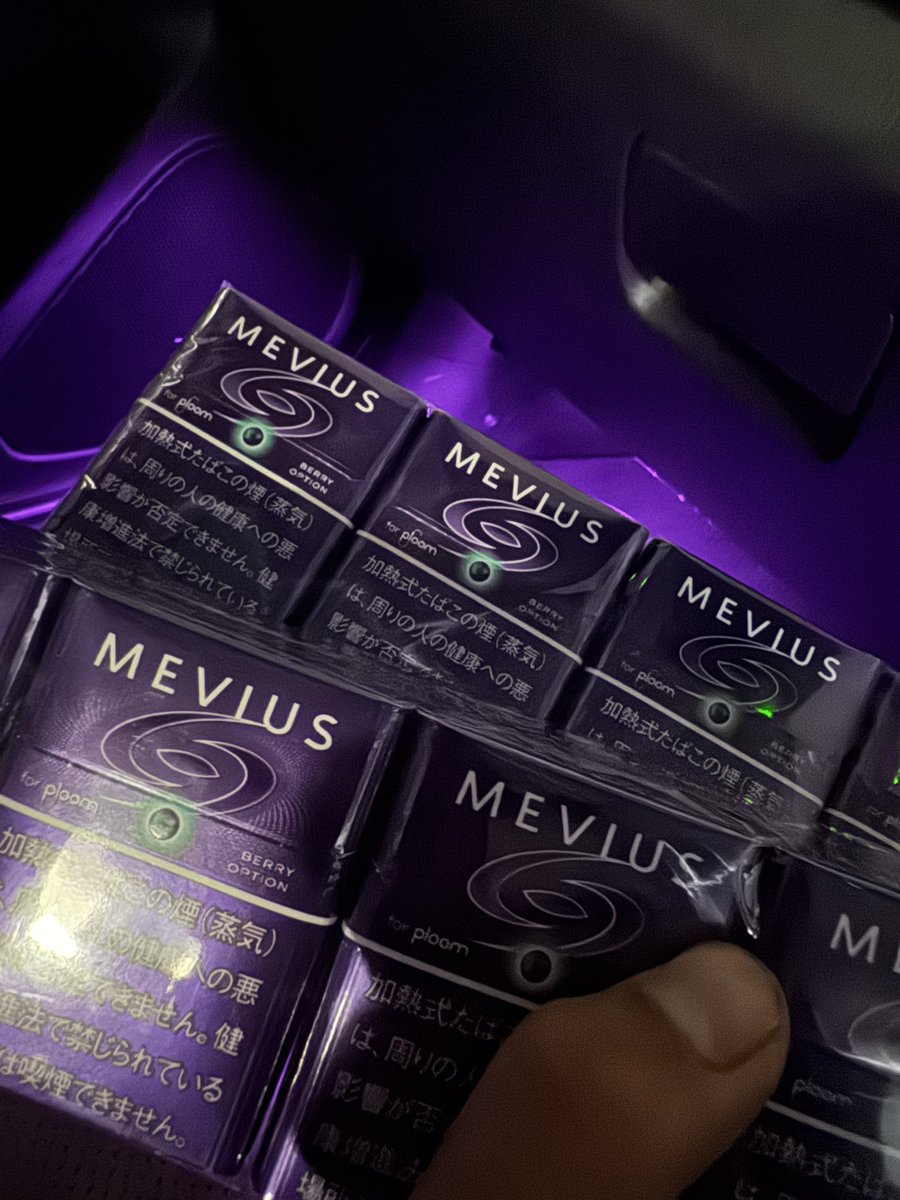 ふるお tweet media