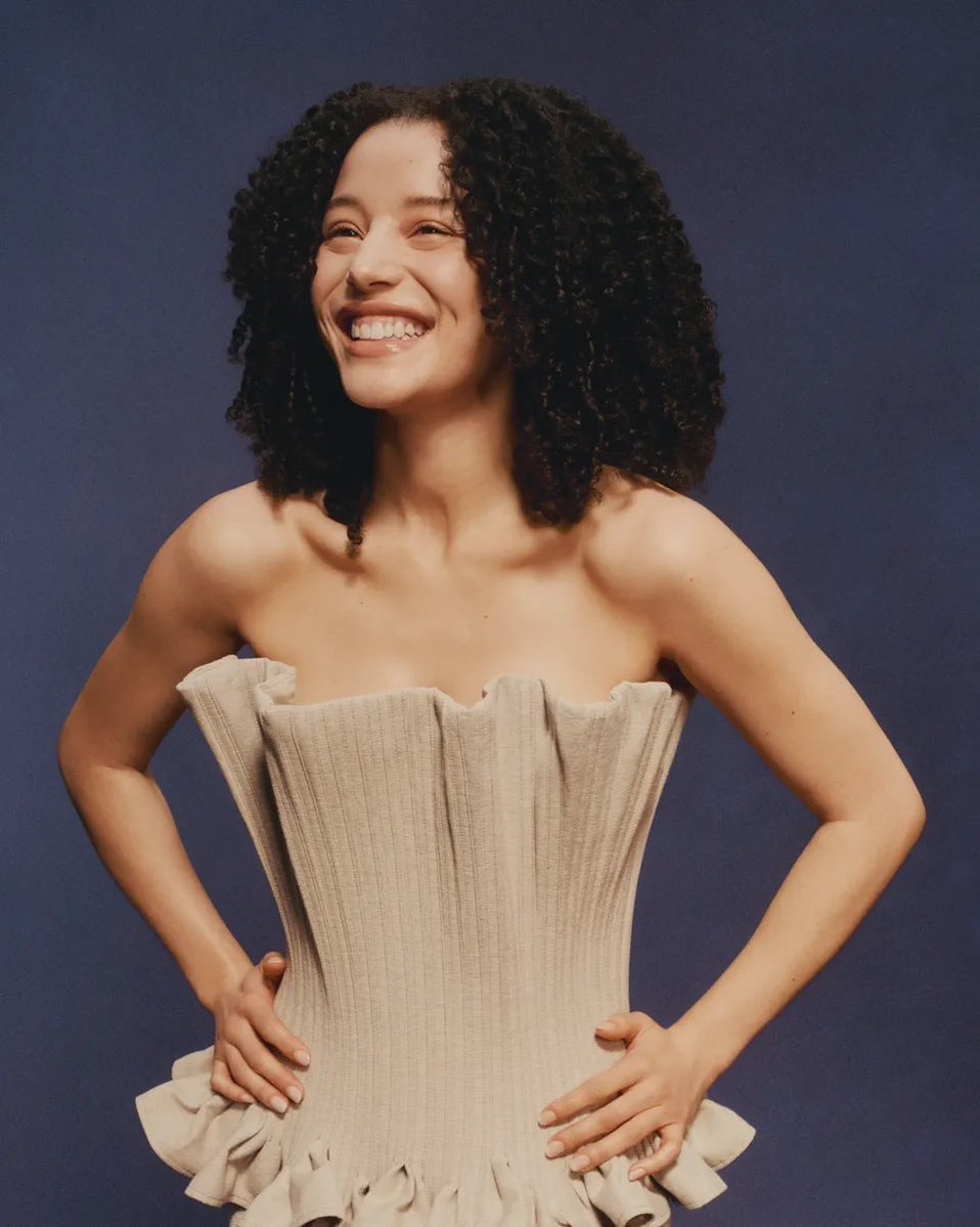 󠁯best of chase infiniti tweet media