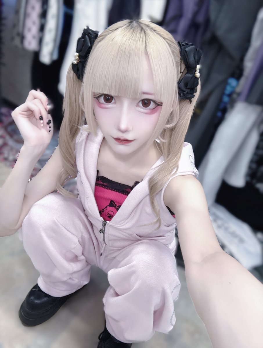 月萌ぴあの tweet media