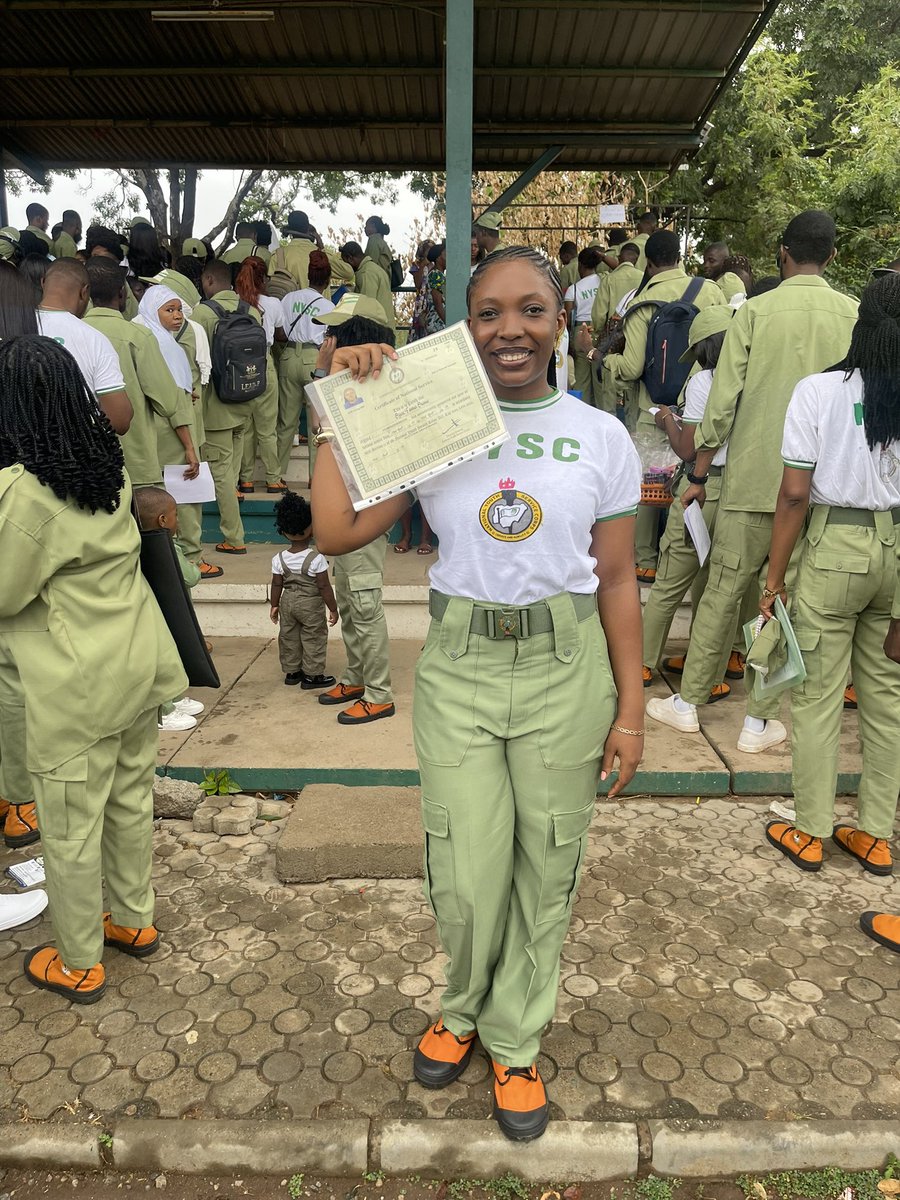 Hi👋🏾

Now that I’ve completed NYSC, I’m officially employable by Government Standards. Please employ me🙏🏾.