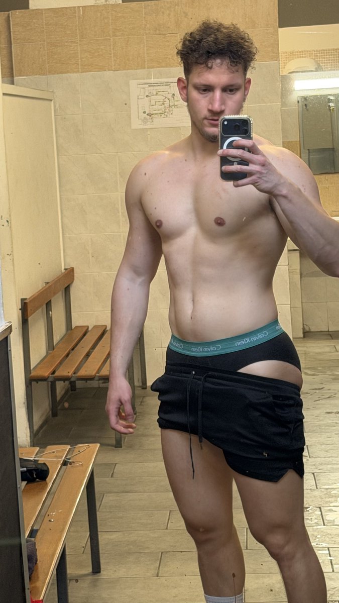 Peachymirko OF TOP 2%🇮🇹| 114 K tweet media