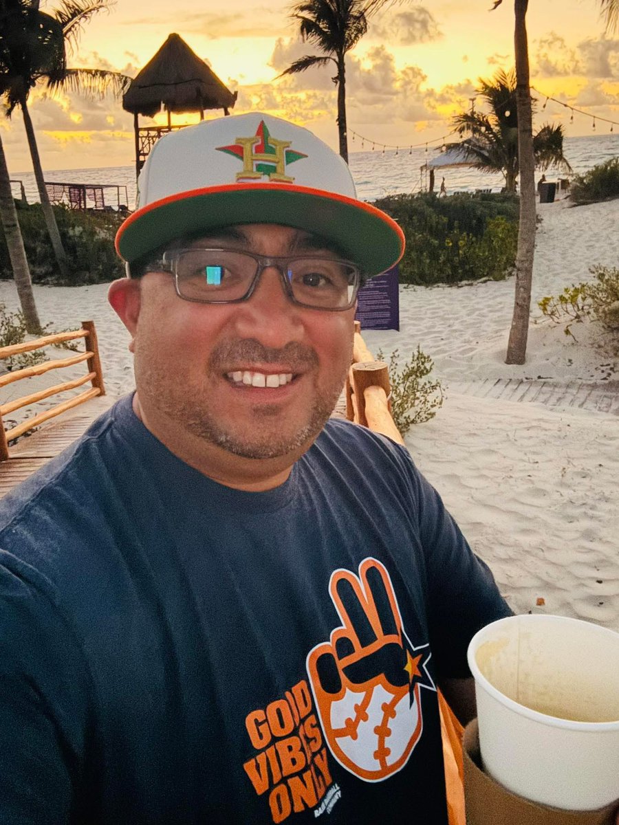 ✭ Kevin Martinez ✭ tweet media