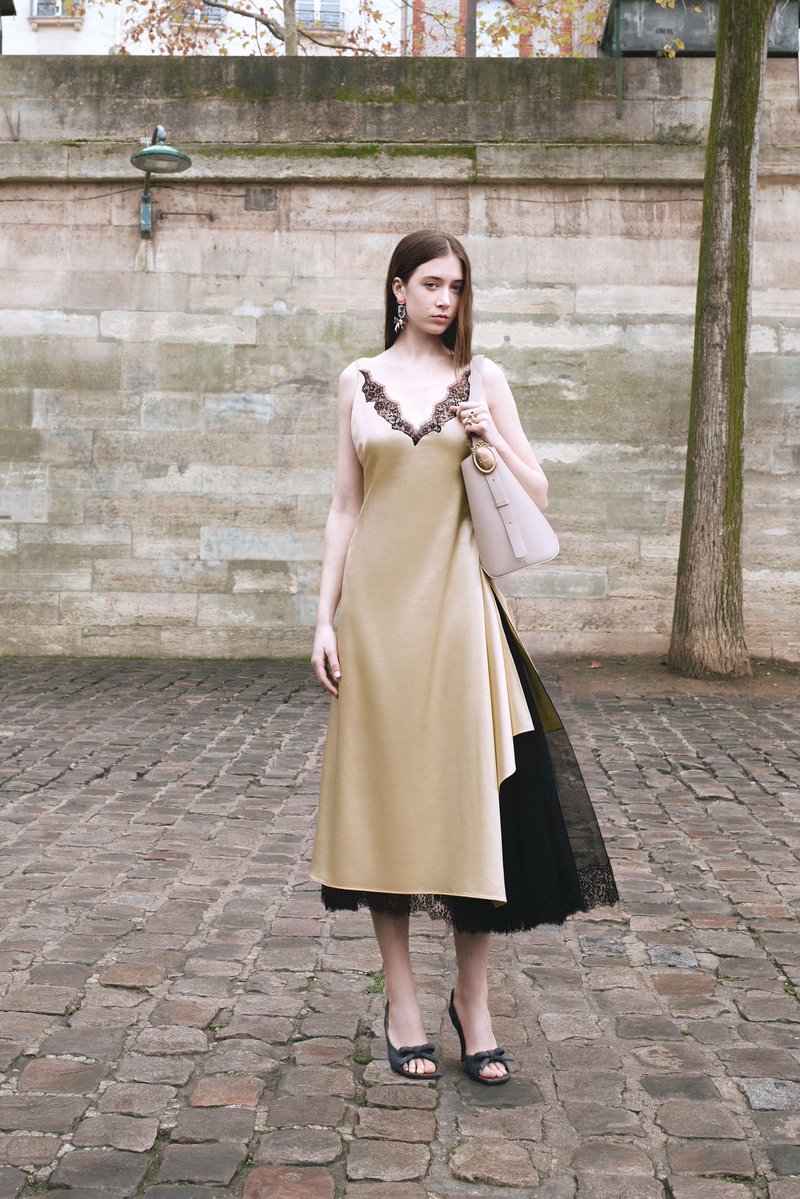 ᥣ𝗂α tweet media