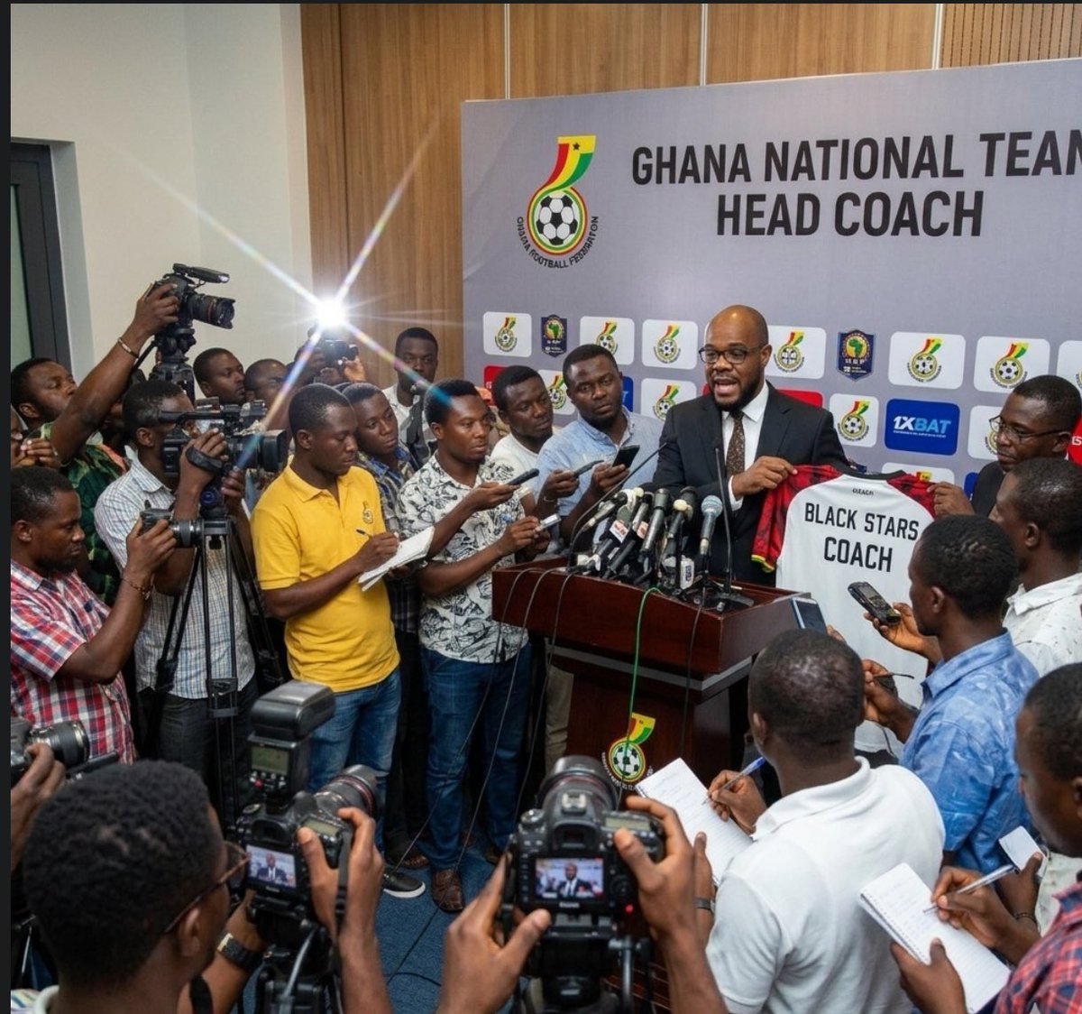 lobistars๐ณ๐ฌ tweet media