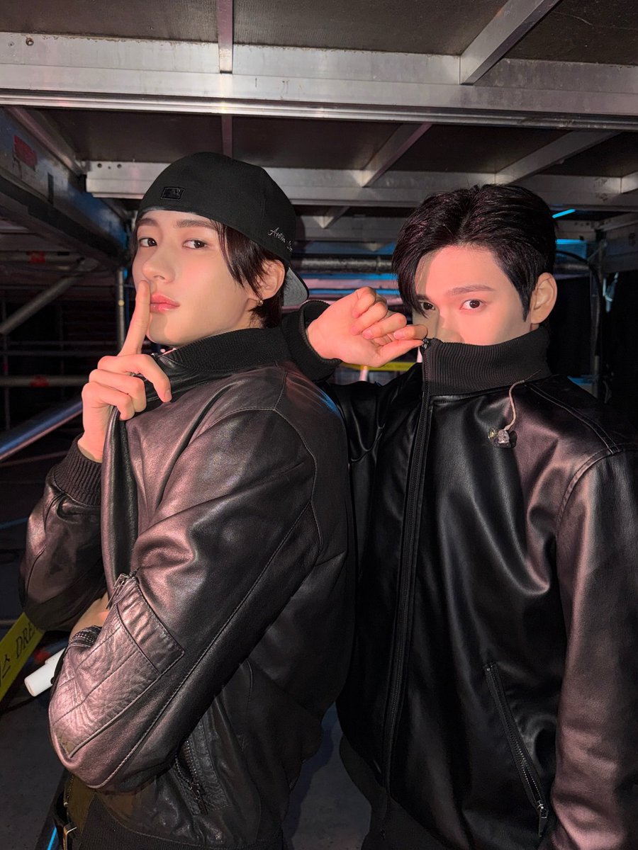 EUNSEOK. tweet media