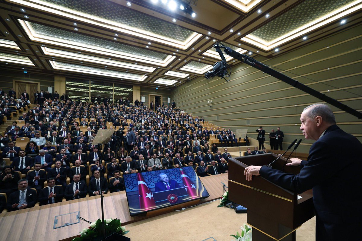 Mustafa Hakan ÖZER tweet media