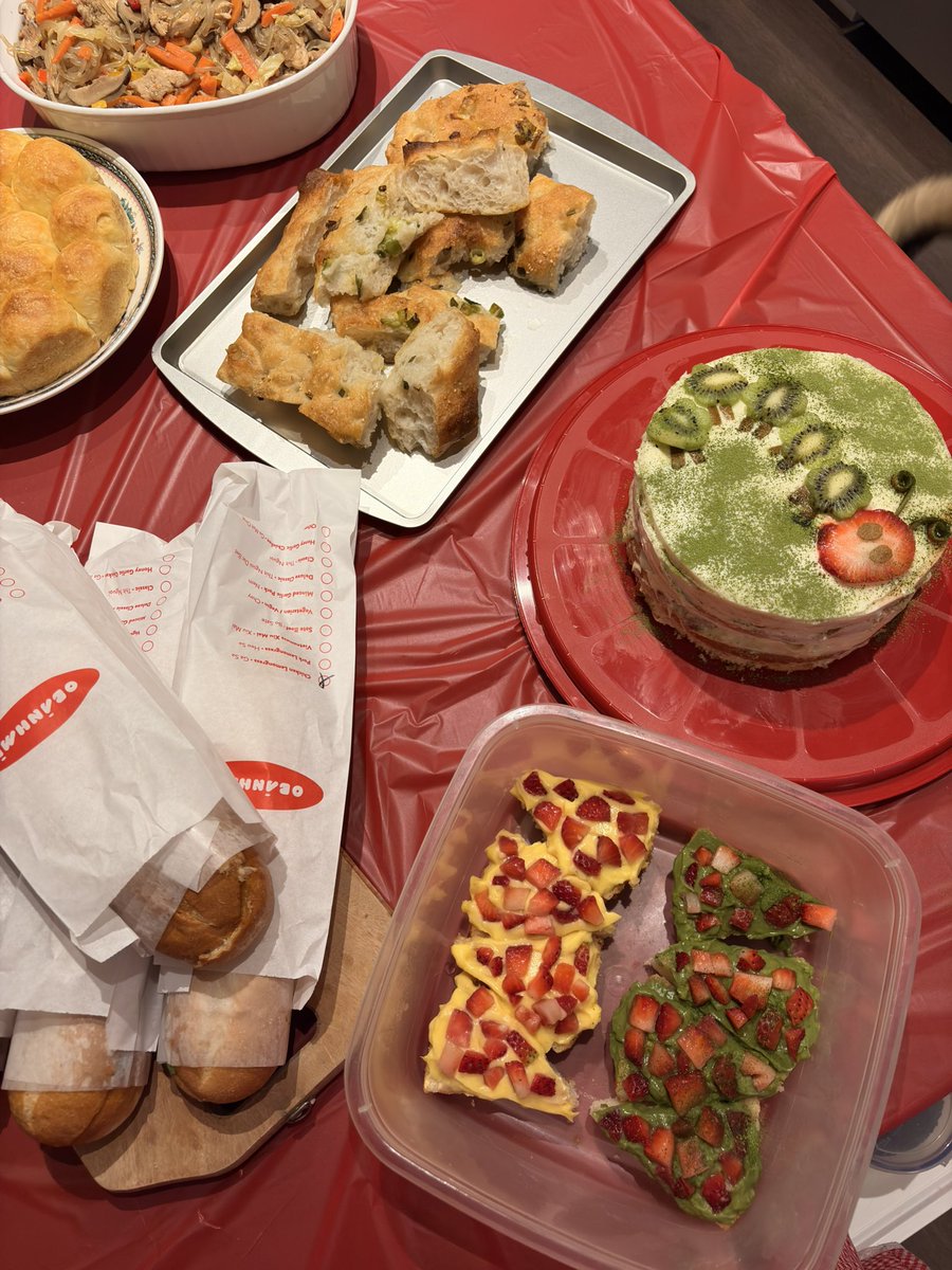 pickleton 🥒🌸✨ tweet media