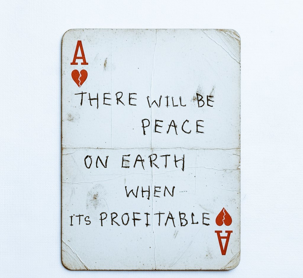 Mini Archillect tweet media