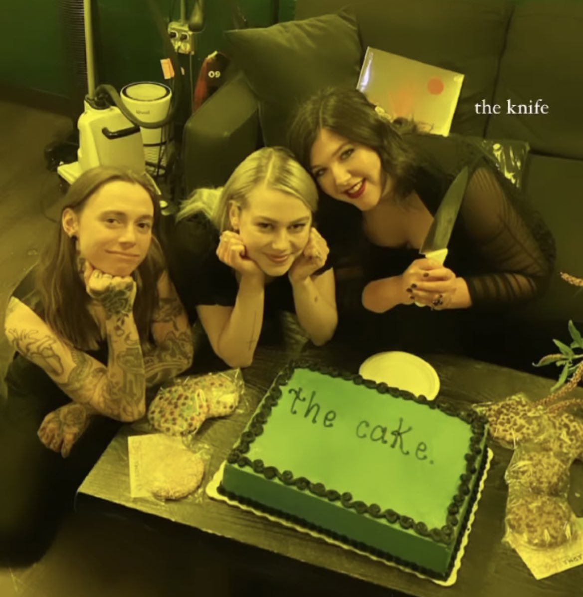 karma ⚰︎ tweet media