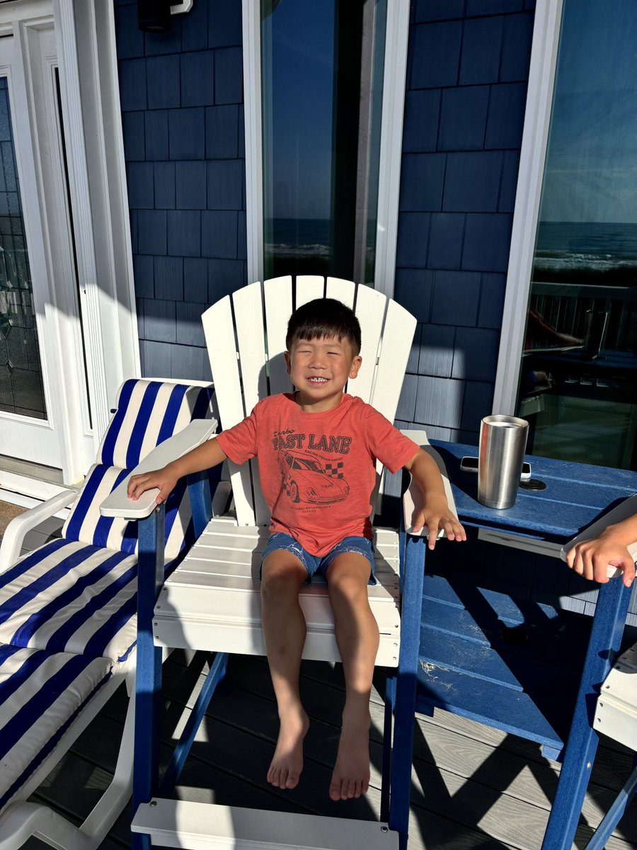 Trishajustbeingme… tweet media