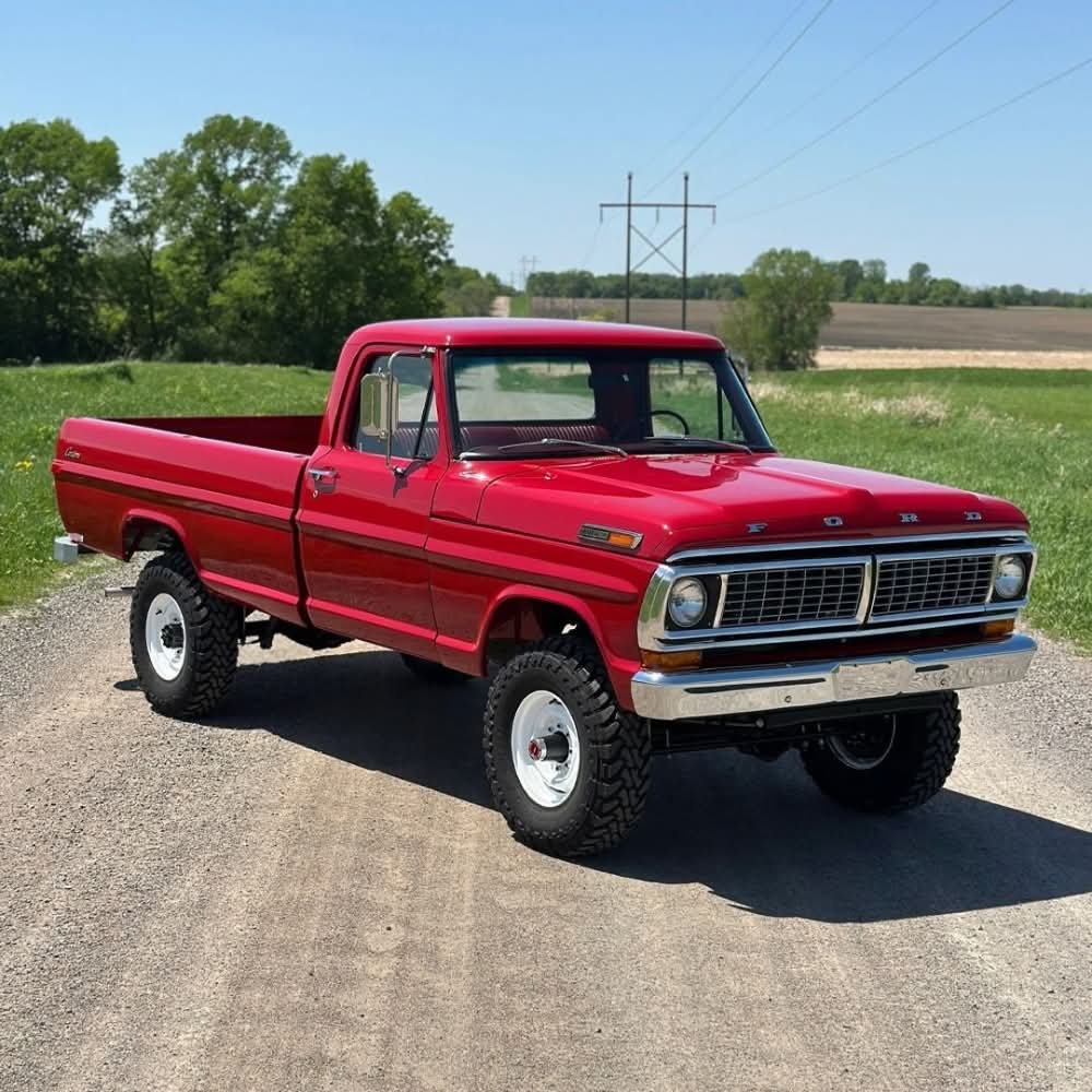 Johnny Cadillac tweet media