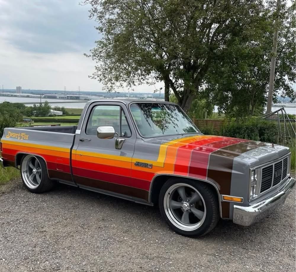 Johnny Cadillac tweet media