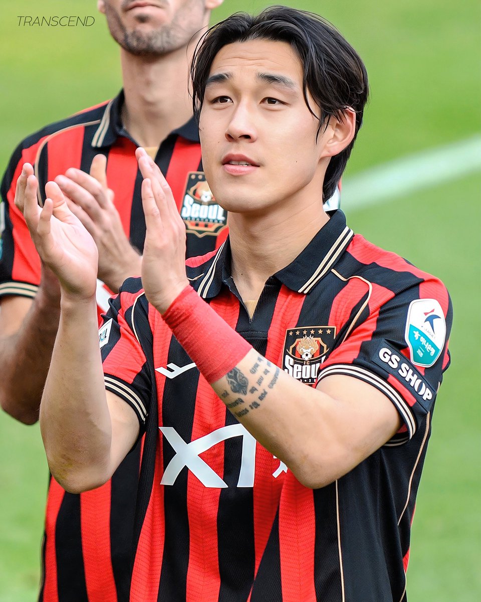 TRANSCENDko's tweet photo. 260322 FC 서울 vs 광주

#fc서울 #fcseoul
#송민규 #songminkyu
#서울v광주 https://t.co/89eFKxjbUr
