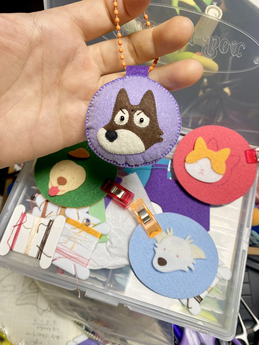 로로네 작업실 tweet media