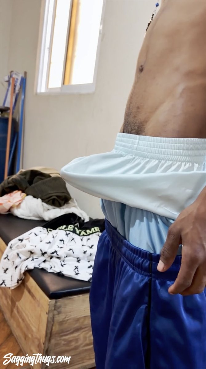 SaggingThugs tweet media