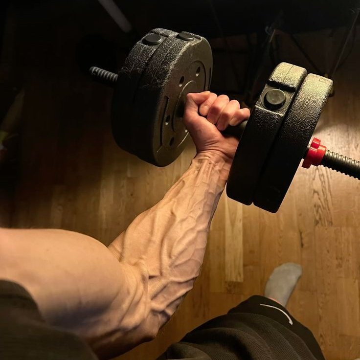 SİYAH SANCAK tweet media