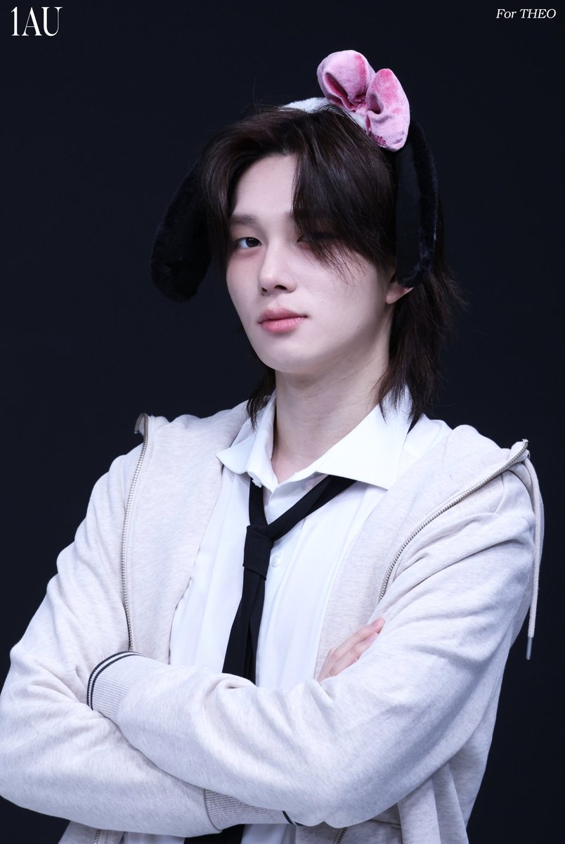 𝟏𝑨𝑼 tweet media