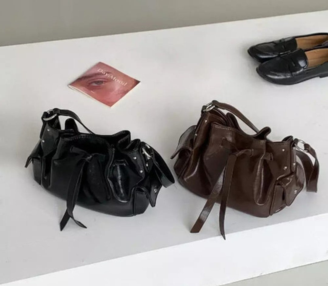 황민현갤러리 서포트팀 tweet media