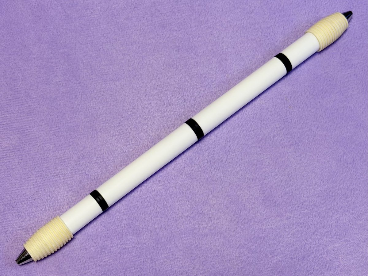 やもん tweet media