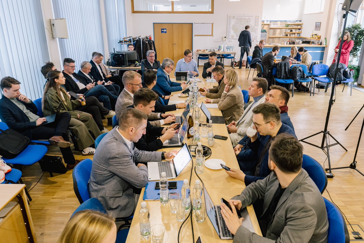 Martin Kupka tweet media