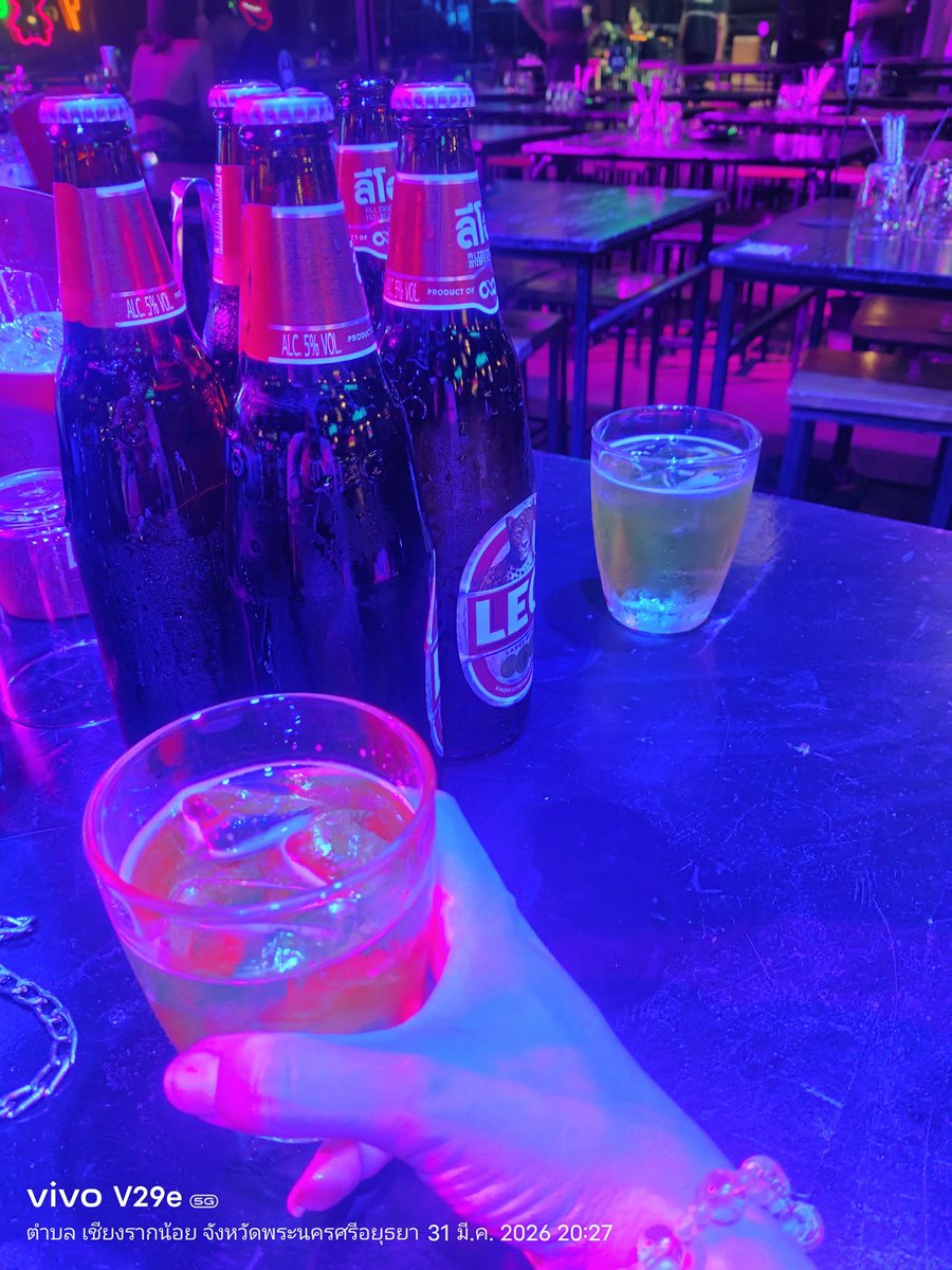 เจ้าแก้มยุ้ย tweet media