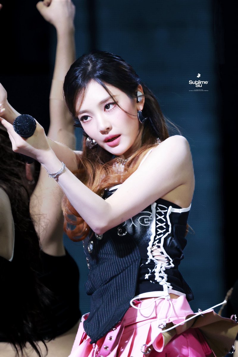 Sublime_su tweet media