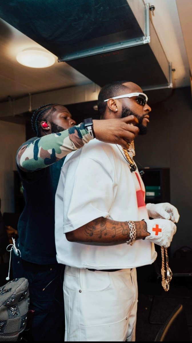 Ola ⚡️Kenny tweet media