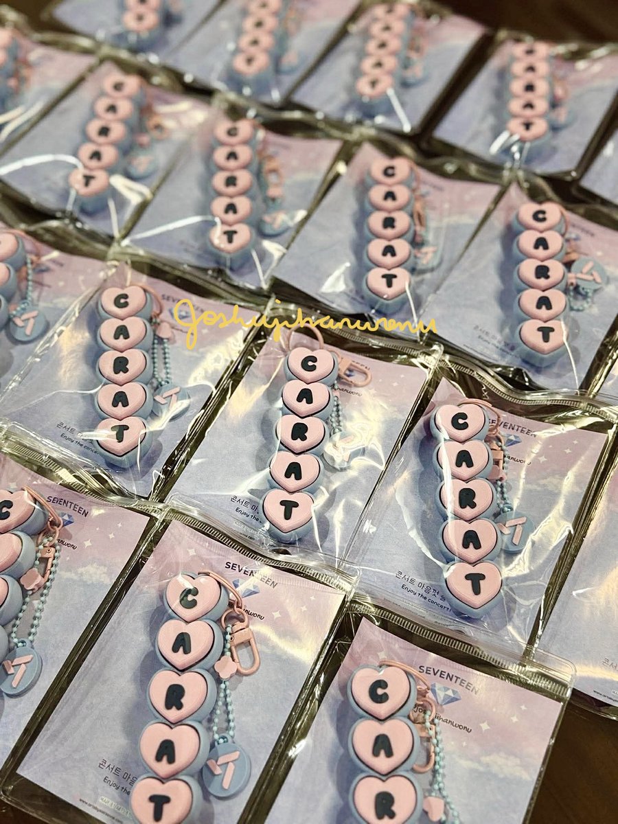 2026 SVT NEW_ Encore 💎 #세븐틴

🎁 무료나눔: FREE GIFT 🎁

• 날짜: 4/4 &amp; 4/5
• RANDOM, 1인 1개 수령 가능
• 한정 수량 (일부는 캐럿랜드 2026에서 배부 예정) 🫶🏻
• 장소 및 착장: 당일 공지
• 인증: RT + FOLLOW