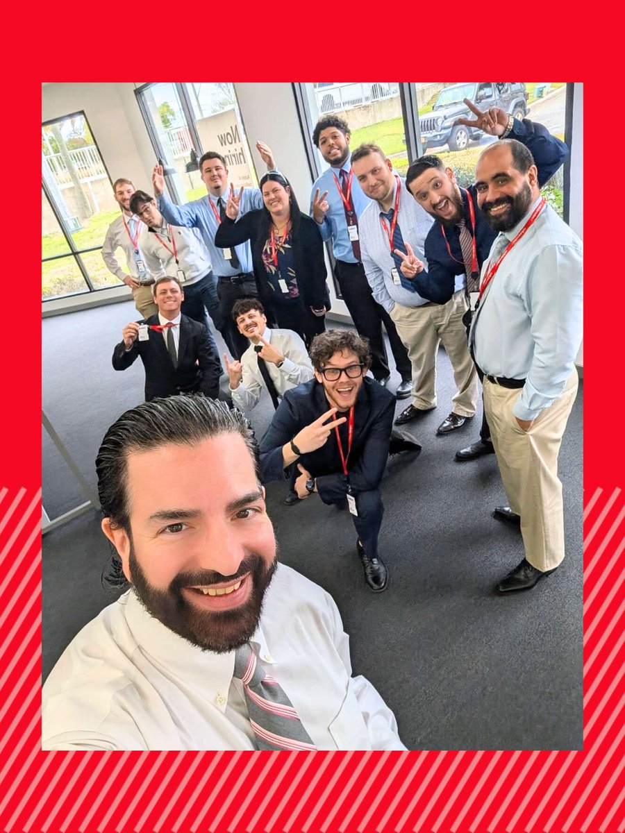 We love welcoming new faces to the Cellular Sales team! Congratulations to our newest Eastern Florida training class. 
Ready to take the next step in your career? Click the link in our bio to learn more about joining Cellular Sales.

#Hiring #CellularSales