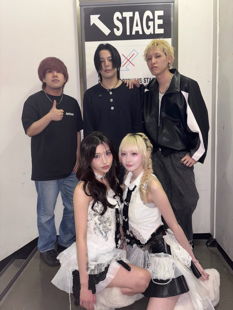 #REIRIE Live Tour 2026 -Amethyst-

本日ツアーファイナルDAY１２！ 
渋谷CLUB QUATTRO
ツアー完走！ありがとうございました！💜

💜追加公演：沖縄💜
2026年4月27日(月)　[沖縄]桜坂セントラル
開場 17:00／開演 18:00

チケット発売中→livepocket.jp/e/amethyst-oki…

💜Amethyst