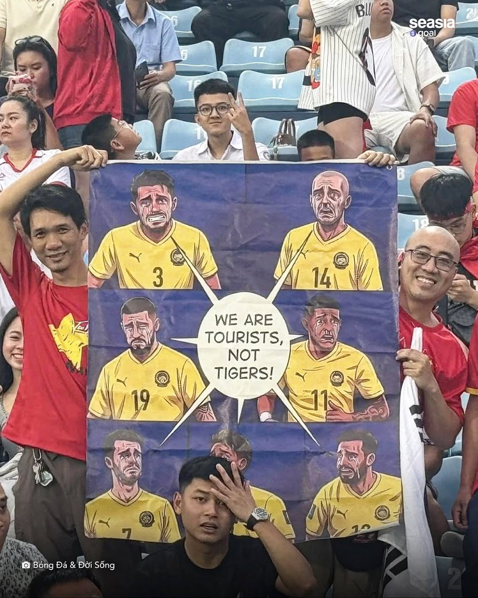 Mesej dari penyokong Vietnam buat Harimau Malaya. Kelayakan Piala Asia Vietnam berjaya tewaskan Malaysia 3-1 malam ini😔