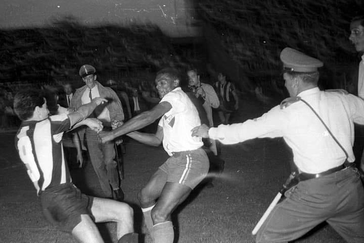 Centrojas tweet media