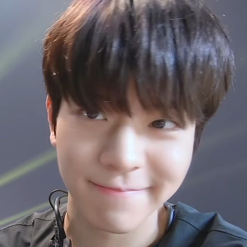 Mia !! 👻 tweet media