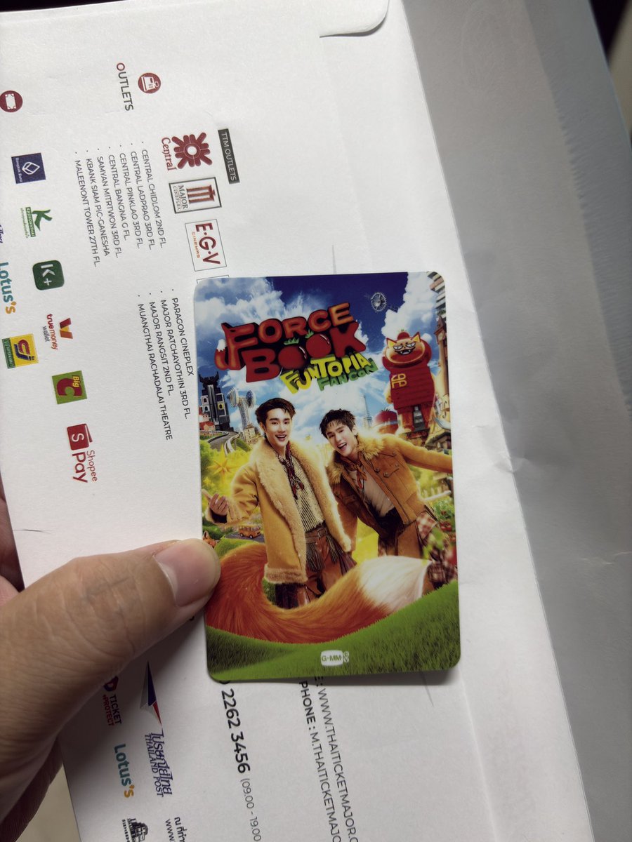 On_S_B's tweet image. ขายบัตร โซนE3ค่ะ พอดีเค้าได้บัตรอีกโซนมาแล้ว ราคาบัตรบวกจ้างกดเค้าได้มา 1,900

🚨ปล่อย1,800 ค่ะ 

ไม่ต้องมัดจำ นัดรับได้วันที่ 1 กับ 2 นี้ ไม่รับหน้างานค้าบ

นัดรับได้ตามแนวbtsสายสีเขียวค่ะ 
 #forcebookfancon #forcebook