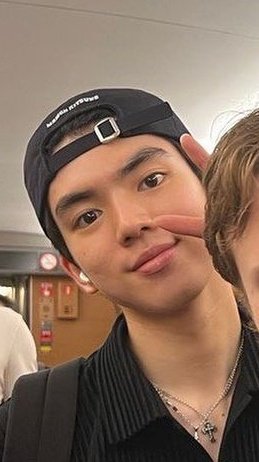 핫도그두개 tweet media