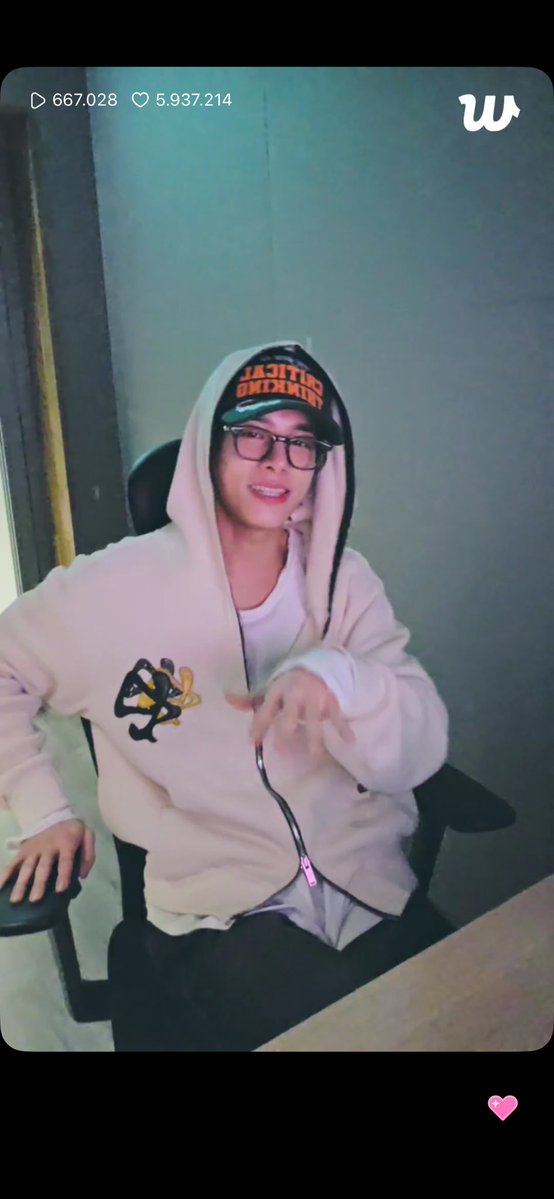 wonified dinα ︎❤︎ tweet media