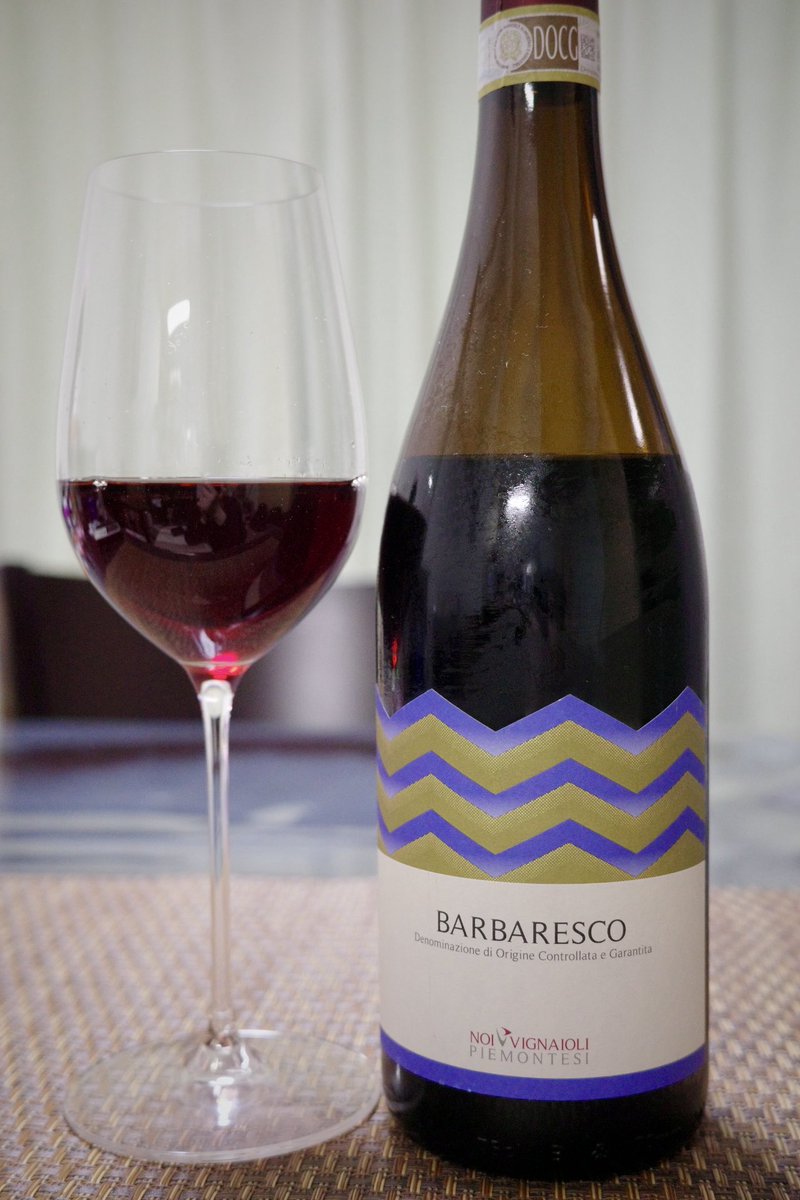 むっつ tweet media