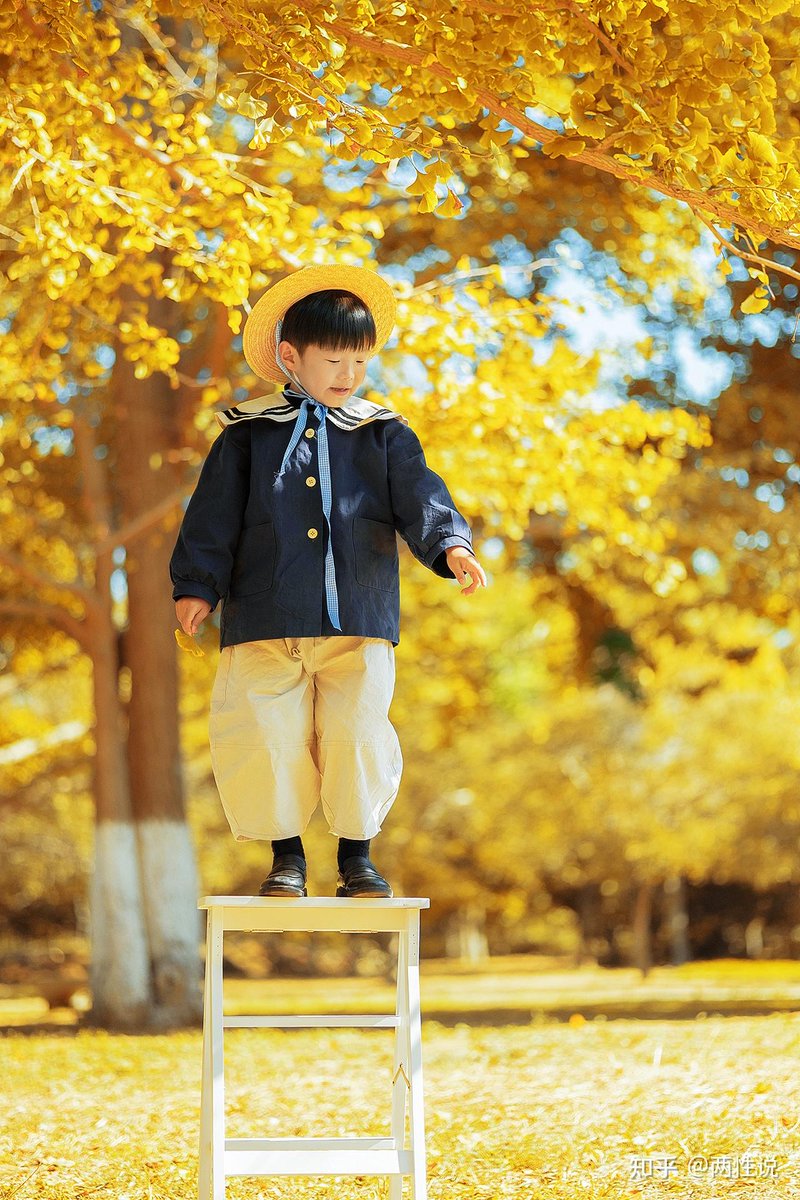 2010trackstar1's tweet photo. Autumn breeze, golden leaves, cozy sweaters u0026 warm lattes—perfect day to wander slowly! https://t.co/cAa7qQBNz2