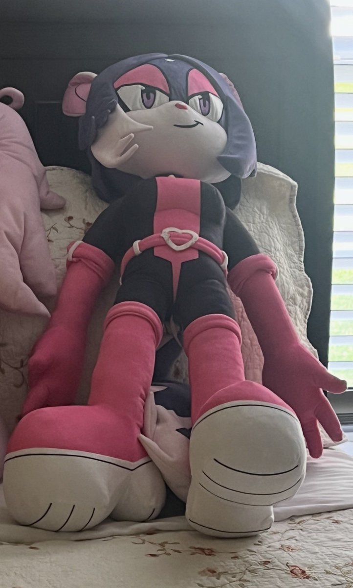 EO-2001 (HIATUS) tweet media