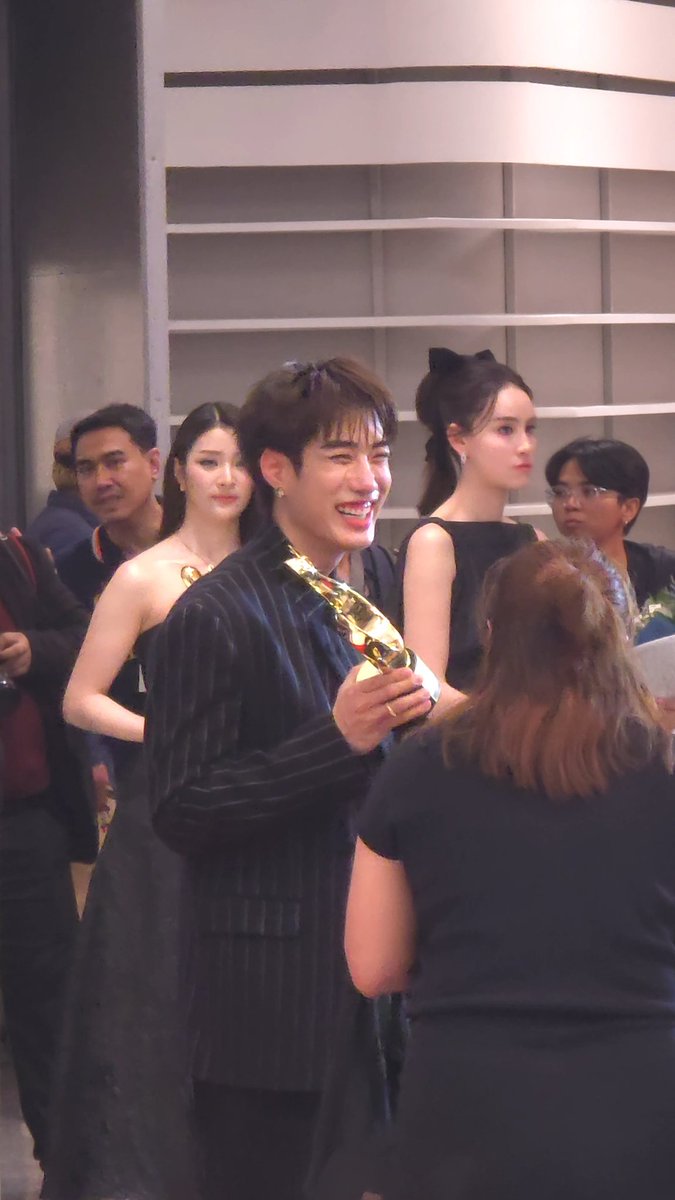 สจ.พายไก่ tweet media