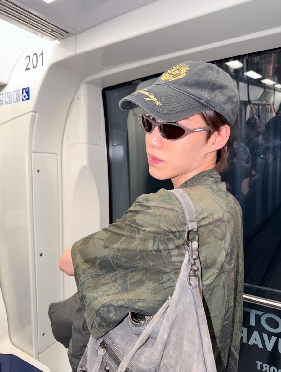 nanny-chan tweet media